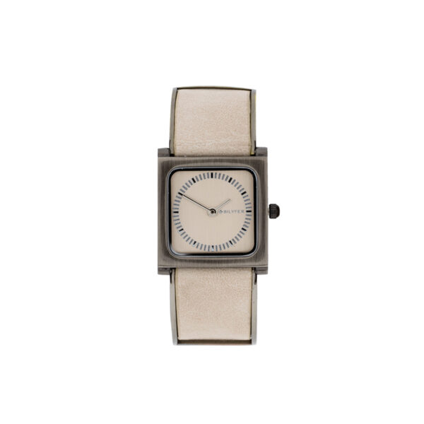 RELOJ CUADRADO CON DETALLE METÁLICO EN LA CORREA