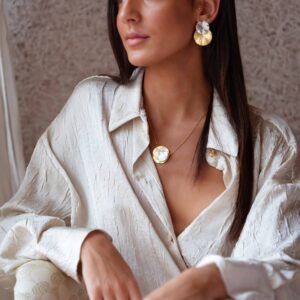 18 kt gold plated Combined Hydrangea necklace.