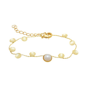 Pulsera con perla y plaquitas