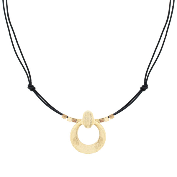 Collar con piel chapado