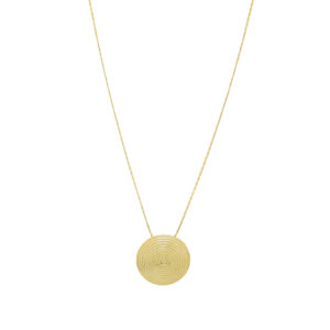 Collar redondo con grabado