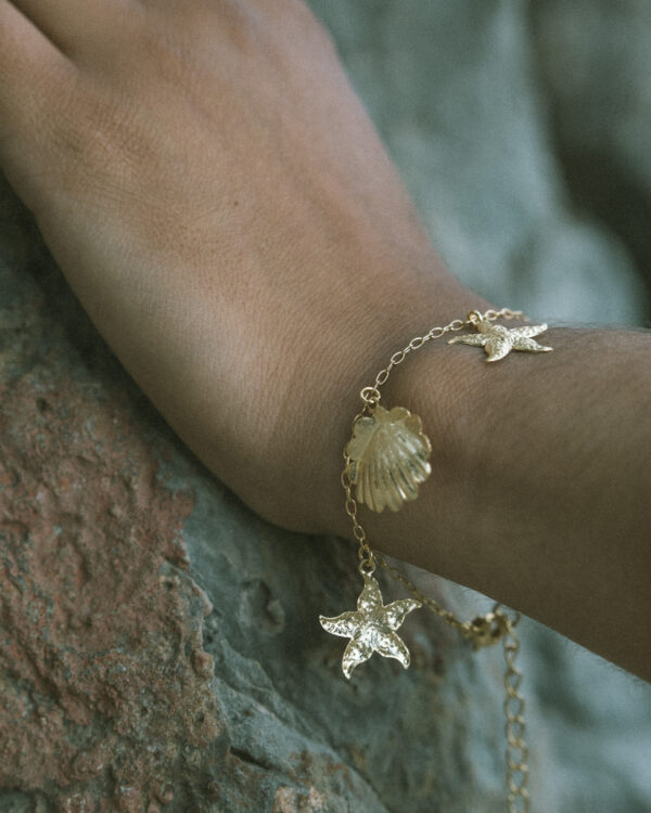 Shell and Pearl Bracelet