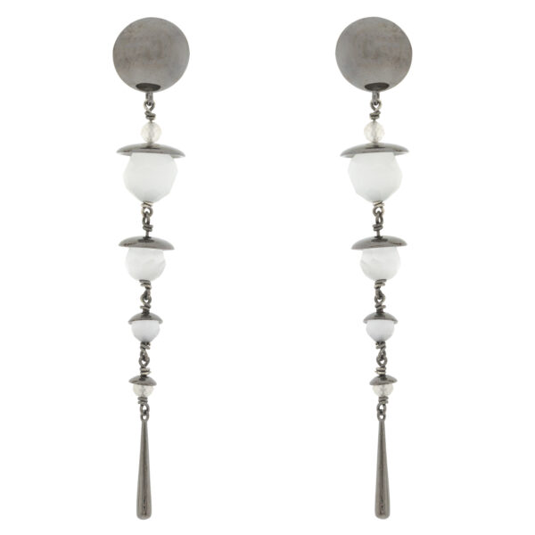 Ruthenium-plated vintage earring with 4 crystal balls