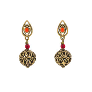 Vintage earring with antique gold plated and crystal
