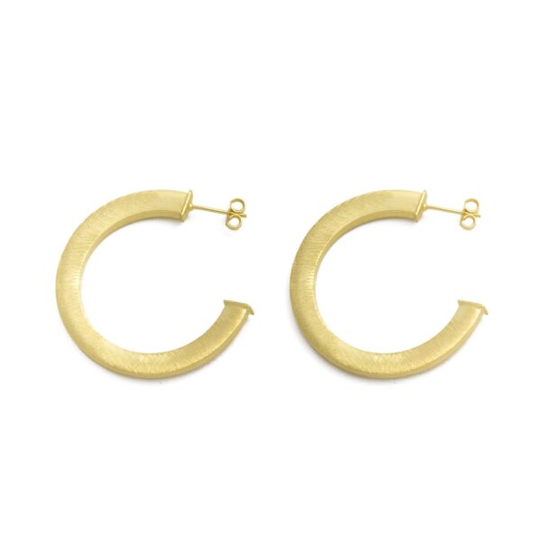 Aro chapado en oro de 42mm.