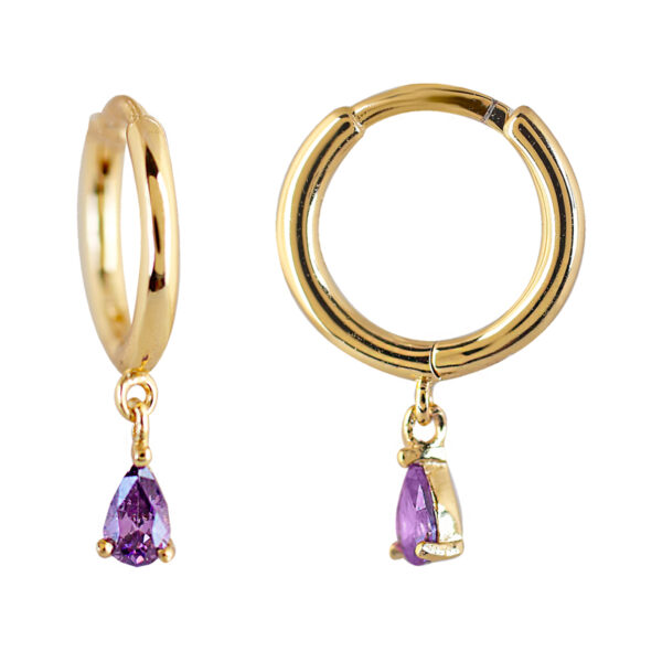 ARO CHAPADO EN ORO CON CIRCONITA LILA.