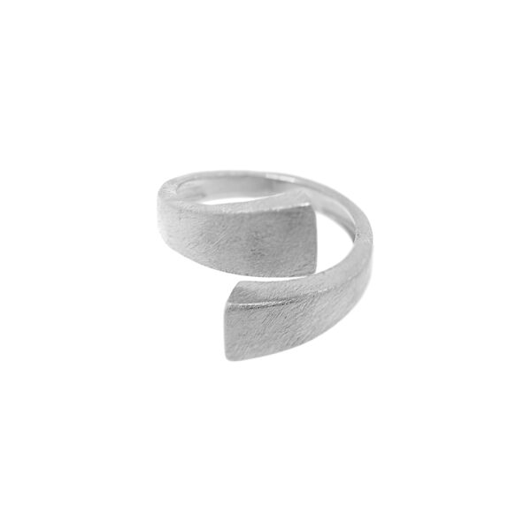 Universal size matte ball ring with rhodium finish