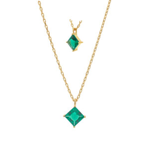Collar con cristal cuadrado