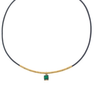 Collar con cristal y piel acabado en chapado artesanal
